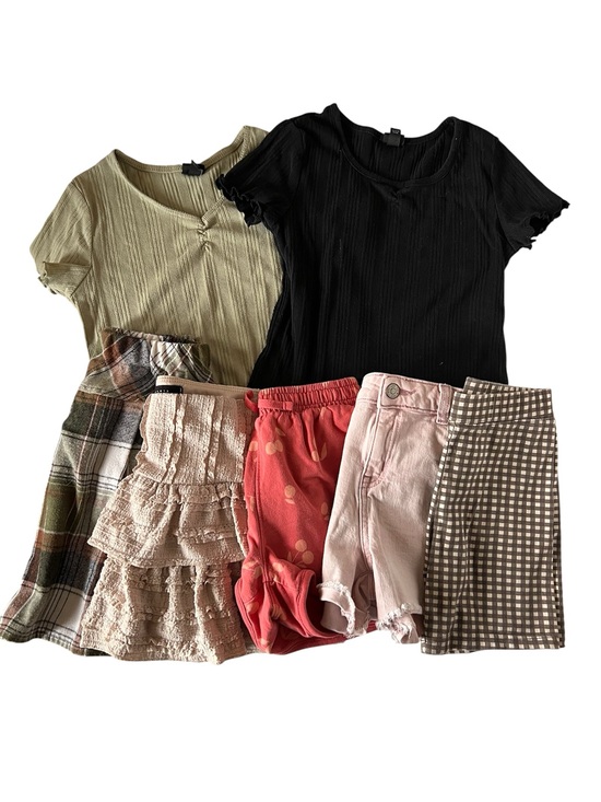 art class Other - Tween girls shirt/skirt/shorts bundle